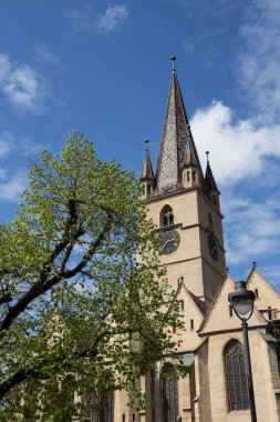 Güzel eski tarihi kilise dış görünüşü