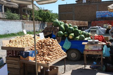 İran 'da meyve pazarı