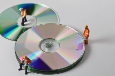minyatür insanlar eylem CD