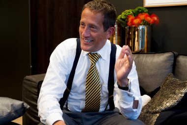 Richard Quest, İngiliz gazetecinin portresi