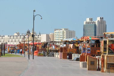 tekneler, abras, BAE dubai creek at dhows