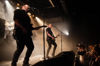 Norveçli hard rock grubu Skambankt performansı, Oslo, Norveç