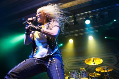 Alman heavy metal şarkıcısı Doro performans, Oslo, Norveç