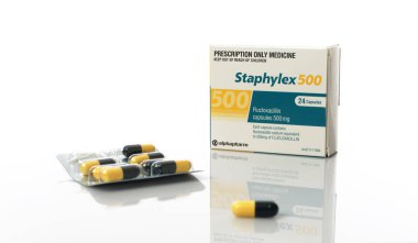 Reçeteli ilaç - Staphylex antibiyotik kapsülleri