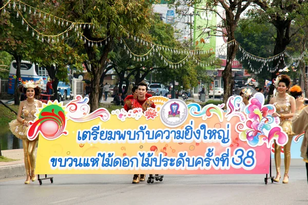 Tailandês Desfile Chiangmai Flower Festival 2013 — Fotografia de Stock