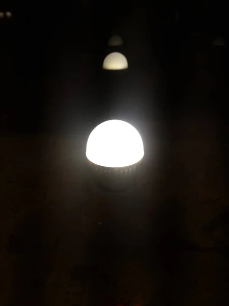 Riflessione Lampada Illuminazione Led — Foto Stock