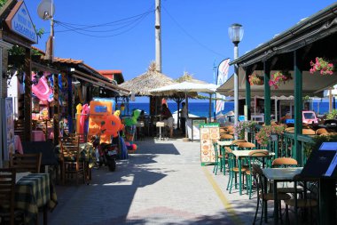 Thasos yoğunluğu deniz kıyısında