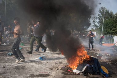 SERBİYA - REFUGEE CRISIS - AÇIK BÖLGESİ KUŞUKLARI