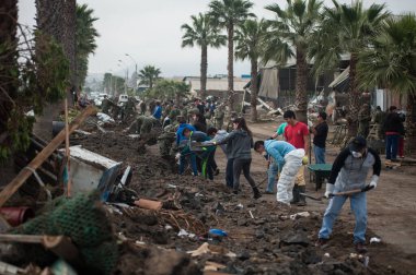 ŞİLİ - COQUIMBO - TSUNAMI ARTHQUAKE 'İN SONRA 