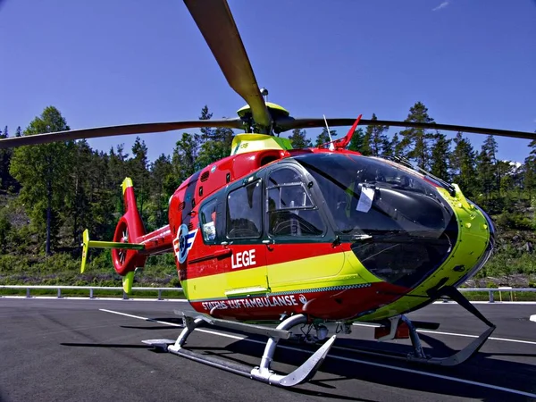 Överblick Över Helikopter Flygning Och Transportkoncept — Stockfoto
