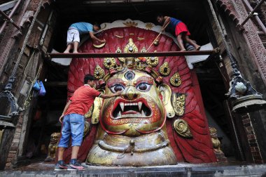 Nepal 'deki ünlü Indra Jatra Festivali            