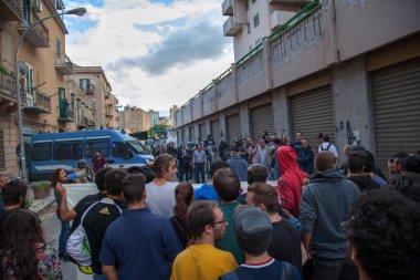 Palermo, İtalya 'da çatışmalar patlak verdi 