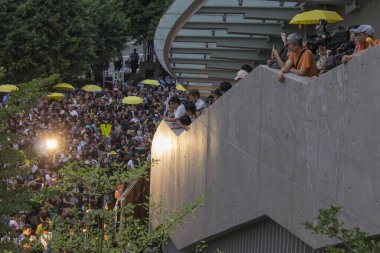 Hong Kong, Deniz Kuvvetleri: Demokrasi yanlısı eylemciler 28 Eylül 2015 'te Hong Kong' da Deniz Kuvvetleri 'nin sokaklarında toplandı.