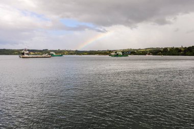 Gökkuşağı, Chiloe Adası, Şili