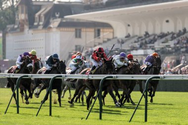 FRANCE, Paris: 93. Prix de l 'Arc de Triomphe 3 Ekim 2015 tarihinde Paris' te Longchamp yarış pistinde gerçekleştirildi..