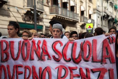 İTALYA - PROTESTİSTİSTİYON- YENİ OKULU REform