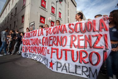 İTALYA - PROTESTİSTİSTİYON- YENİ OKULU REform