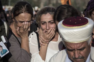 Ankara patlaması sonrasında düzenlenen cenaze töreninin editoryal görüntüsü, İzmir, Türkiye