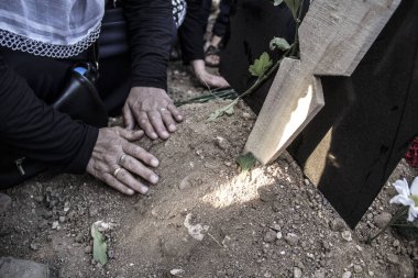 Ankara patlaması sonrasında düzenlenen cenaze töreninin editoryal görüntüsü, İzmir, Türkiye