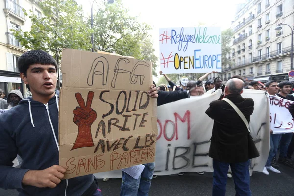 Paris Franciaország Menekülttüntetők — Stock Fotó