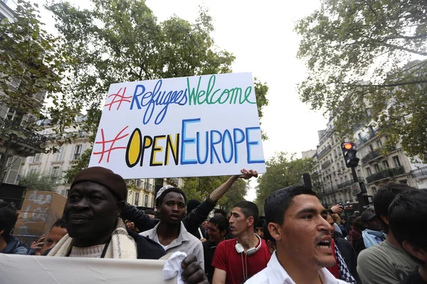 Paris Frankreich Demonstranten Auf Einer Flüchtlingsdemo — Stockfoto