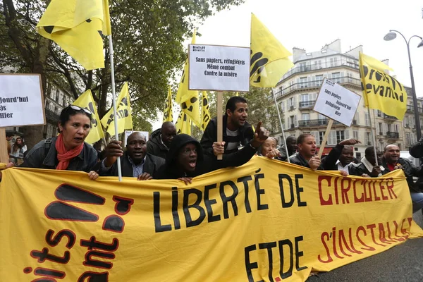 Paris France Διαδηλωτές Διαδήλωση Προσφύγων — Φωτογραφία Αρχείου
