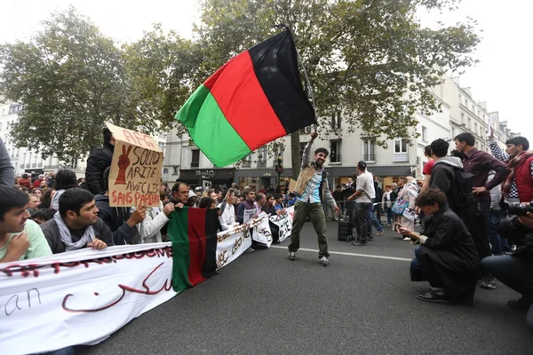 París Francia Manifestación Manifestantes Contra Los Refugiados — Foto de Stock