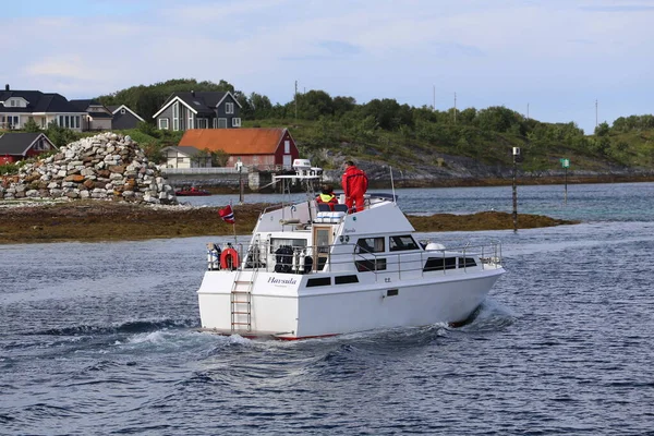 Barca Galleggiante Mare Norvegia — Foto Stock