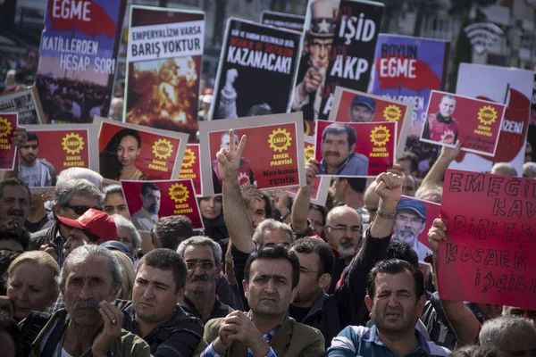 Ankara Patlaması Sonrasında Düzenlenen Cenaze Töreninin Editoryal Görüntüsü Zmir Türkiye — Stok fotoğraf