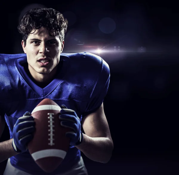 Imagem Composta Retrato Jogador Futebol Americano Agressivo — Fotografia de Stock