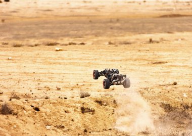 hobi radyo kontrollü araba yarışı 