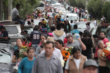 Meksiko. HİÇBİLİM. ÖLÜ GÜN