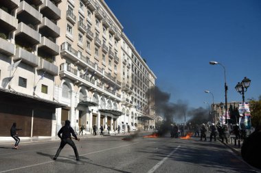 GREECE ATHENS - Avrupa Birliği kurtarma kredisine karşı grev