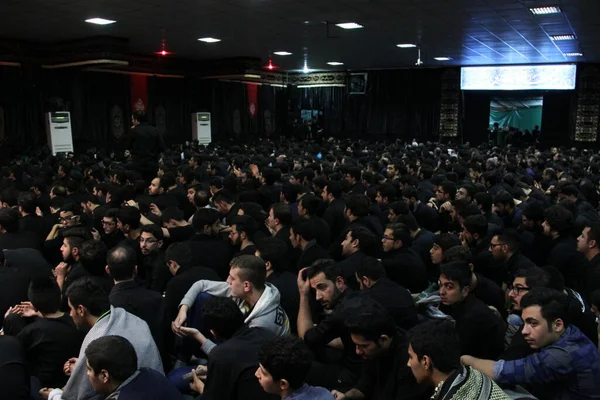 Иран Тегеран Сотни Мусульман Шиитов Рубашек Здании Комплекса Рейхане Аль — стоковое фото