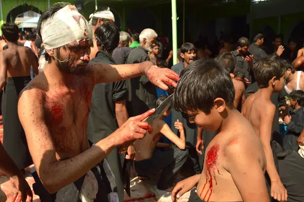 Indien Ajmer Indische Schiitische Muslime Geißeln Sich Während Einer Prozession — Stockfoto