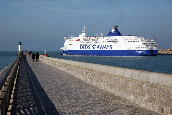 France Calais Ferry Boat Danish Company Dfds Leaves Calais Harbour — Stock Photo, Image