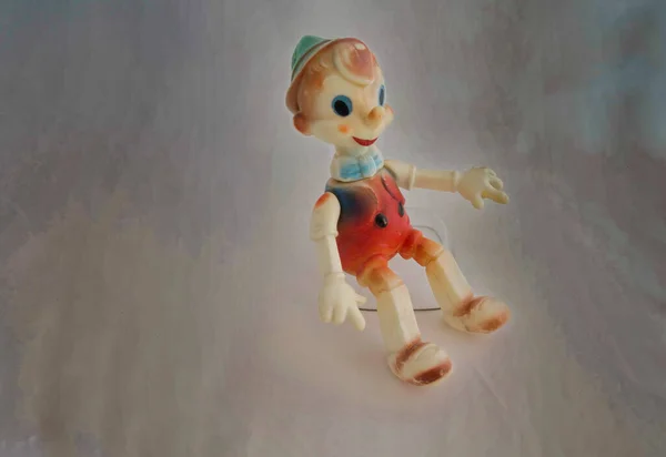 Figure Pinocchio Grey Background — Stock Photo, Image