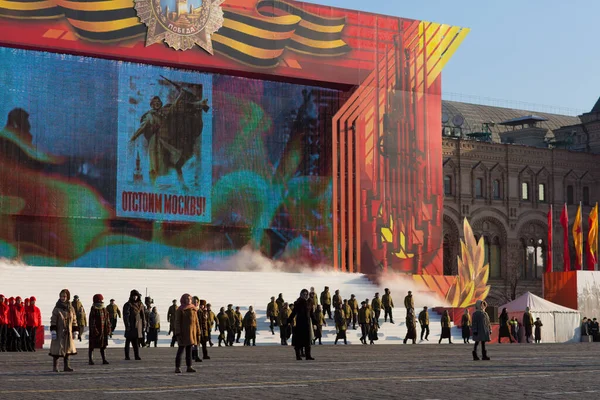 Russland Moskau Mehrere Tausend Soldaten Marschieren Über Den Roten Platz — Stockfoto