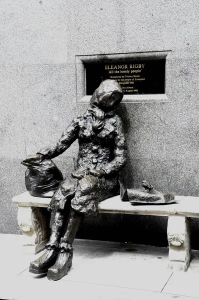 Statua Eleanor Rigby Città — Foto Stock