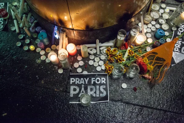 Montreális Paris Attackok Fényvigil — Stock Fotó