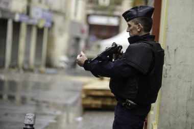 Paris 'in terör saldırısı sırasındaki gündüz görüntüleri  