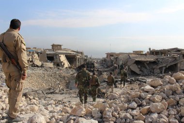 IRAQ, Sinjar - 29 Kasım 2014: Aylarca süren çatışmalardan sonra, 29 Kasım 2015 'te Kuzey Irak' taki Sinjar şehrinden geriye çok az şey kaldı.