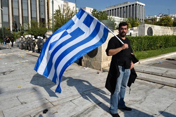 그리스 구제에 반대하는 시위중에 — 스톡 사진