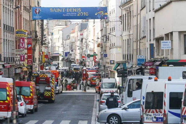Dzienne Ujęcie Paryża Podczas Ataku Terrorystycznego — Zdjęcie stockowe