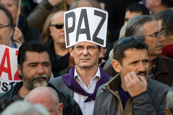 Spanien Madrid Menschen Protestieren Gegen Den Krieg — Stockfoto