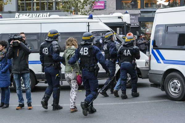 França Paris Motins Durante Demonstração Aquecimento Climático Cop21 — Fotografia de Stock