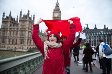 İngiltere - Londra - İklim Değişikliği Düzenli Olarak