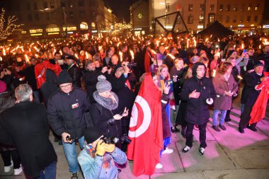 Norveç, Oslo, 2025: Meşale Işığı Töreni