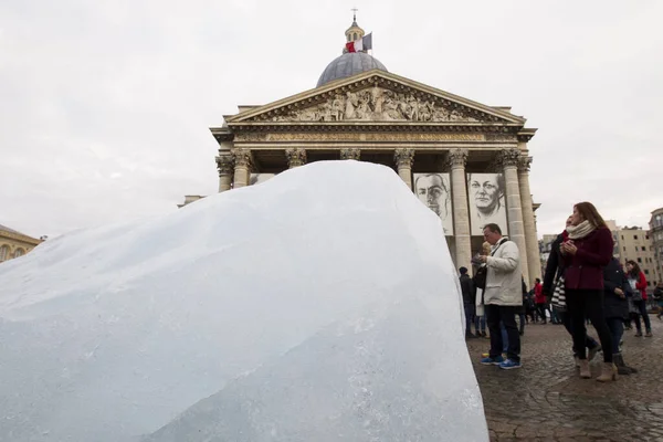 France Paris Art Installation Ice Watch Made Parts Greenland Ice — Stock Photo, Image