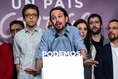 İspanya 'da 20 Aralık 2015 tarihinde yapılan genel seçimlerin ardından sol parti Madrid' de kutlama yaptı.     